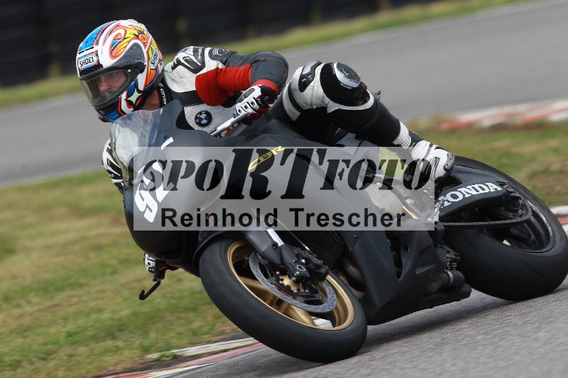 Archiv-2022/13 25.04.2022 Plüss Moto Sport ADR/Freies Fahren/92